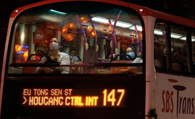 קנסות ענק על השמעת מוזיקה או הנחת רגליים על המושבים: החוקים החדשים בסינגפור
