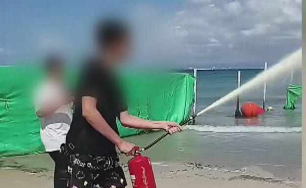 מרססים, מצלמים ומעלים: הטרנד המסוכן שמתפשט בטיקטוק