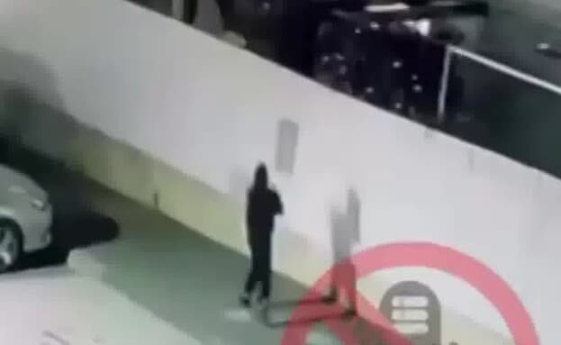 רימון לבית המנכ"ל והצתת רכב: נעצרו חשודים במתקפה נגד בכירים בעיריית אלעד