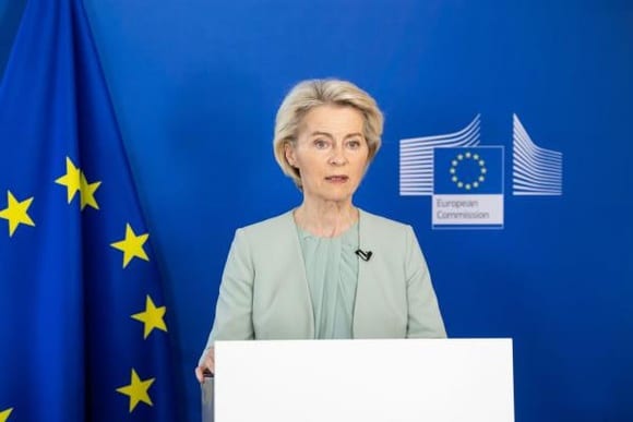 ЕК предложит реформу принятия решений в ЕС, чтобы обойти вето стран