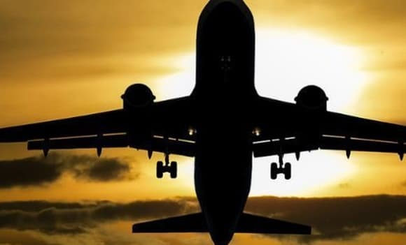 Израиль запретит пилоту United Airlines летать в страну из-за публикаций