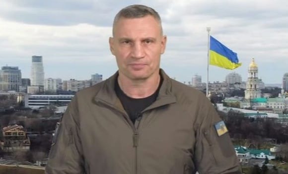 Кличко заявил, что Киев переходит в "режим выживания"