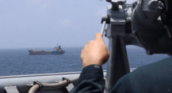 Силы CENTCOM остановили сухогруз при попытке прорвать морскую блокаду Ирана