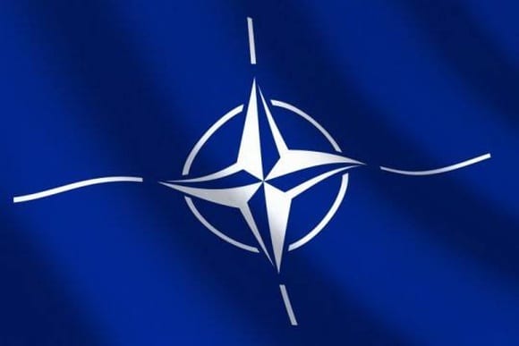 Рютте заявил об "эволюции угрозы" после новых инцидентов с дронами у границ НАТО