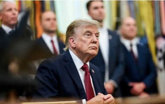 Трамп связал рост цен на бензин с ударами Украины по России