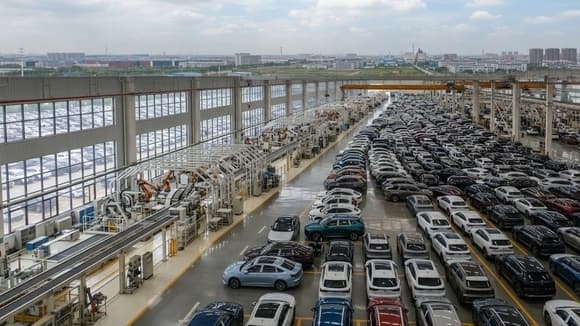 Мировой автопром столкнулся с рекордным кризисом перепроизводства
