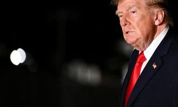 Трамп заявил, что Париж скоро станет мусульманским городом