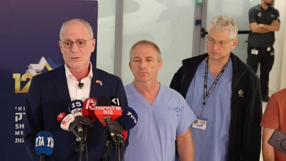 Посол Израиля в США Лейтер рассказал о состоянии раненного в теракте сына