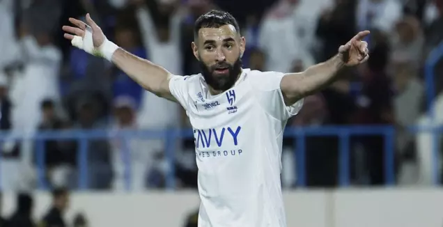"אם זה לפי התארים, בנזמה בטופ 3 בהיסטוריה"