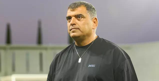 מספר התלבטויות בהרכב של ברדה, פופ בתמונה