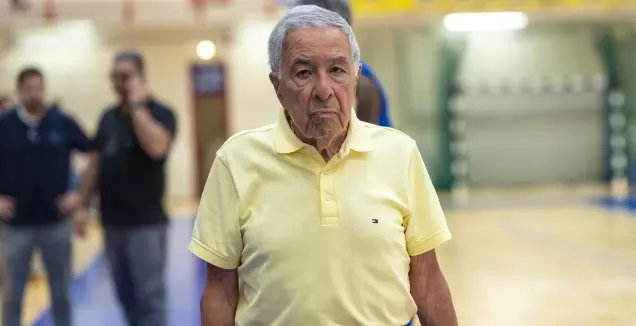 "החלטתי לממש את זכות הסירוב ולרכוש עוד מניות"