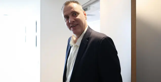 מאייר, אלקמאר והאם חושב להיות רוה"מ: זוהר מדבר