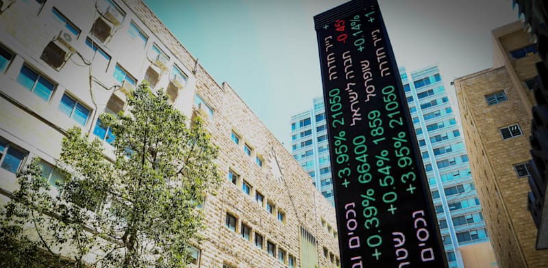 תל אביב ננעלה במגמה מעורבת, הטכנולוגיה והבנקים זינקו, הביטוח נפל; הדולר נחלש ל-3 שקלים