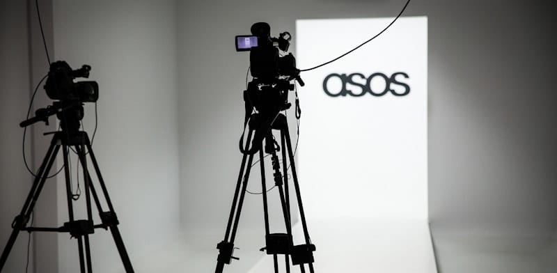 הודעה חריגה באפליקציית ASOS: האקרים טוענים כי פרצו למאגרי החברה