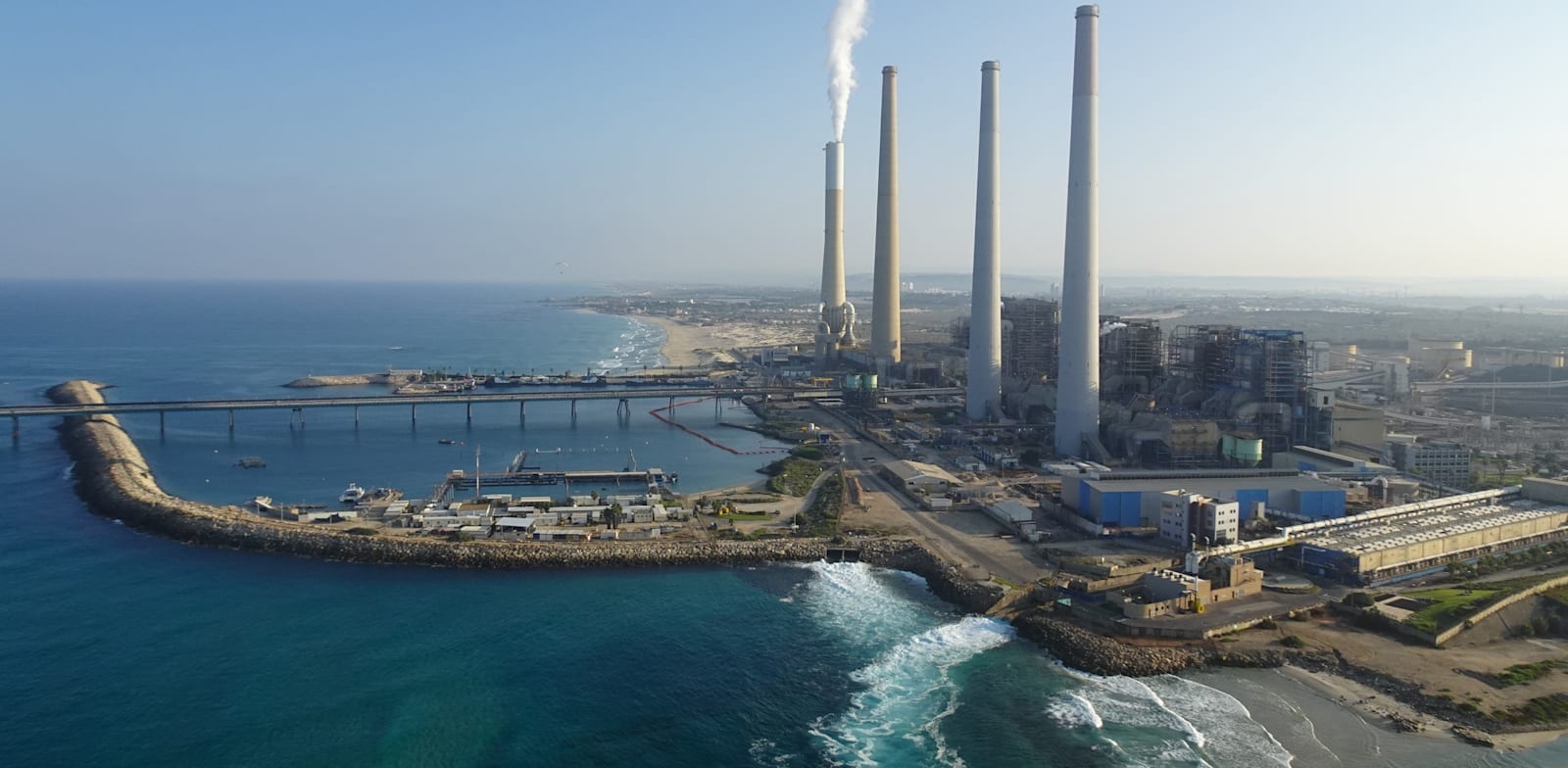 דרישה חריגה מחברת החשמל: שלמי על העיכובים בהקמת תחנות הכוח - בלי לגלגל על הצרכנים