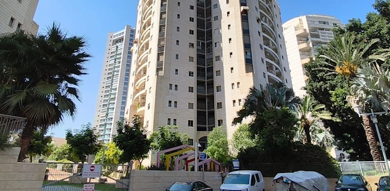 מחיר שיא לפרויקט בן עשרים שנה בגבעתיים: 5.85 מיליון שקל לדירה