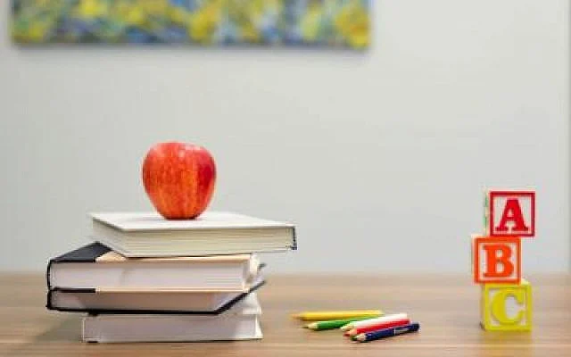 Defining Academic Excellence in our Jewish Day Schools and Yeshivot