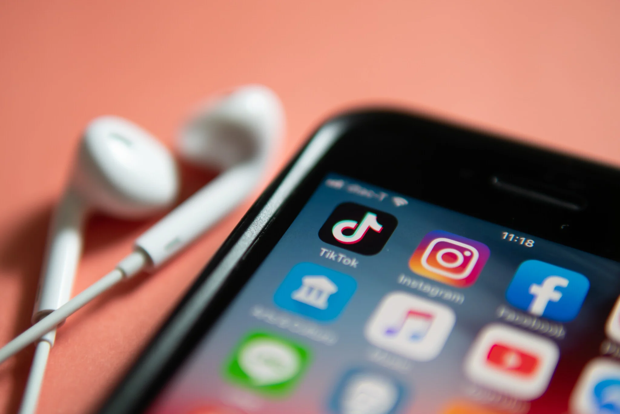 Online antisemitism hits record high three years after October 7, study finds