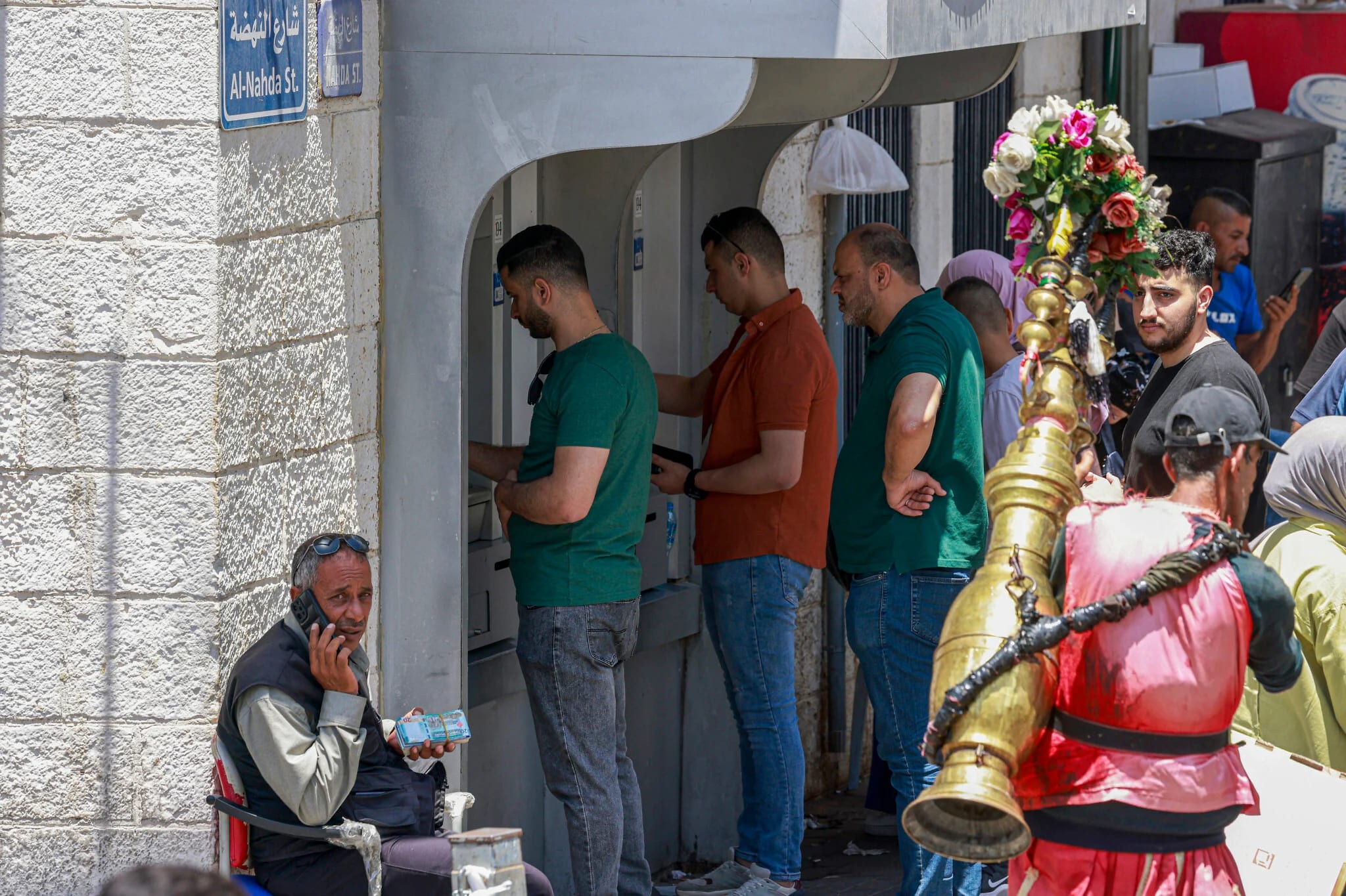 Palestinian banking crisis averted, as Israeli bank delays plan to halt collaboration