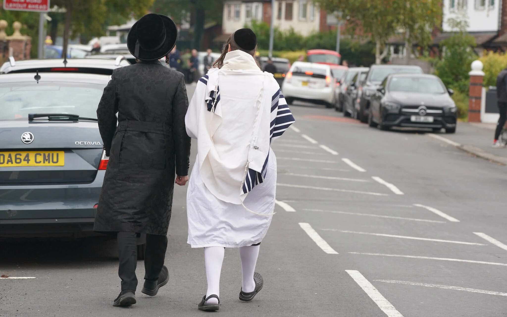 UK police: 2 arrested over suspected plot to target Manchester Jewish community