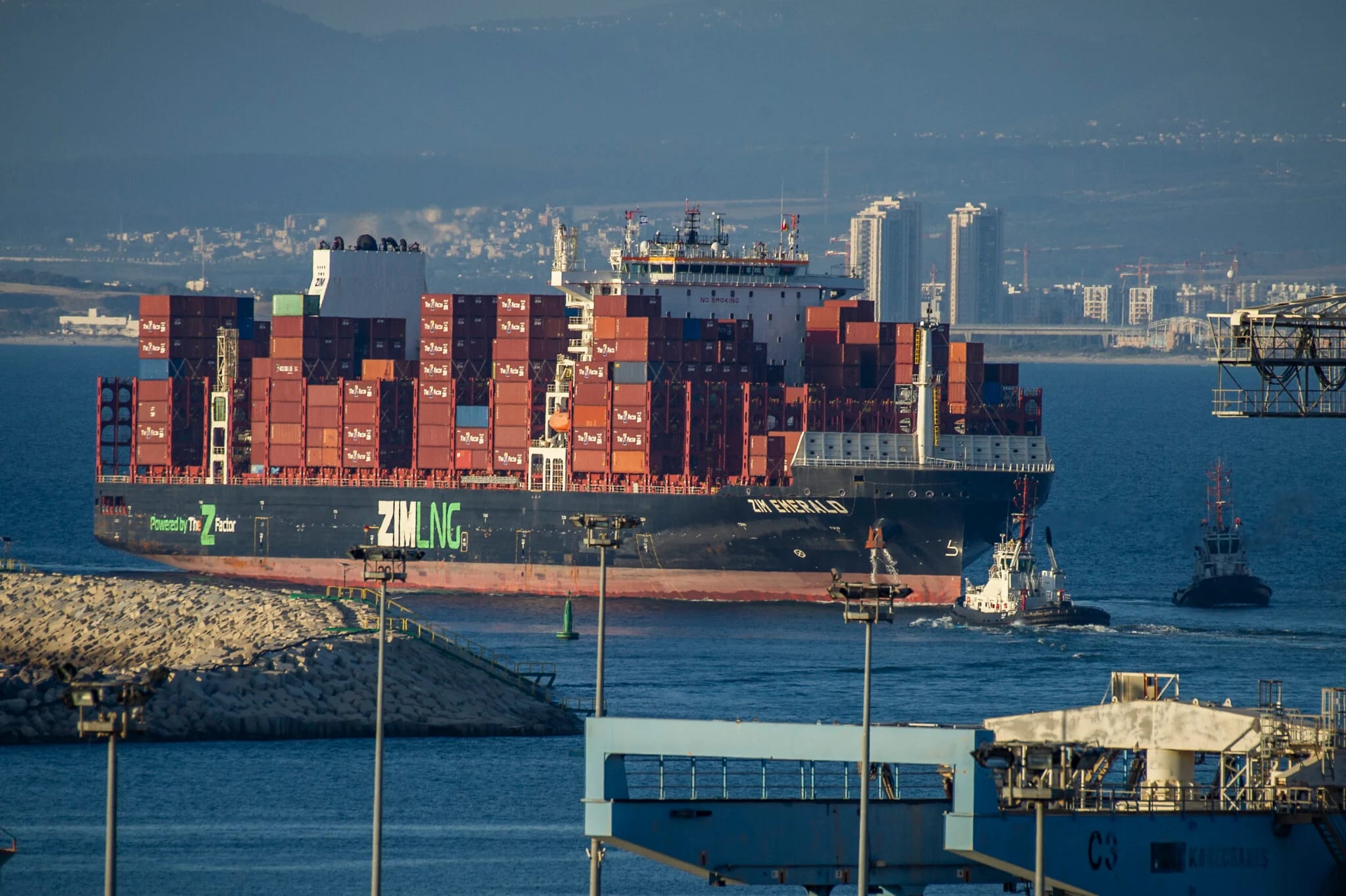 Hapag-Lloyd revises offer as sale of Israeli shipping giant Zim hangs in the balance