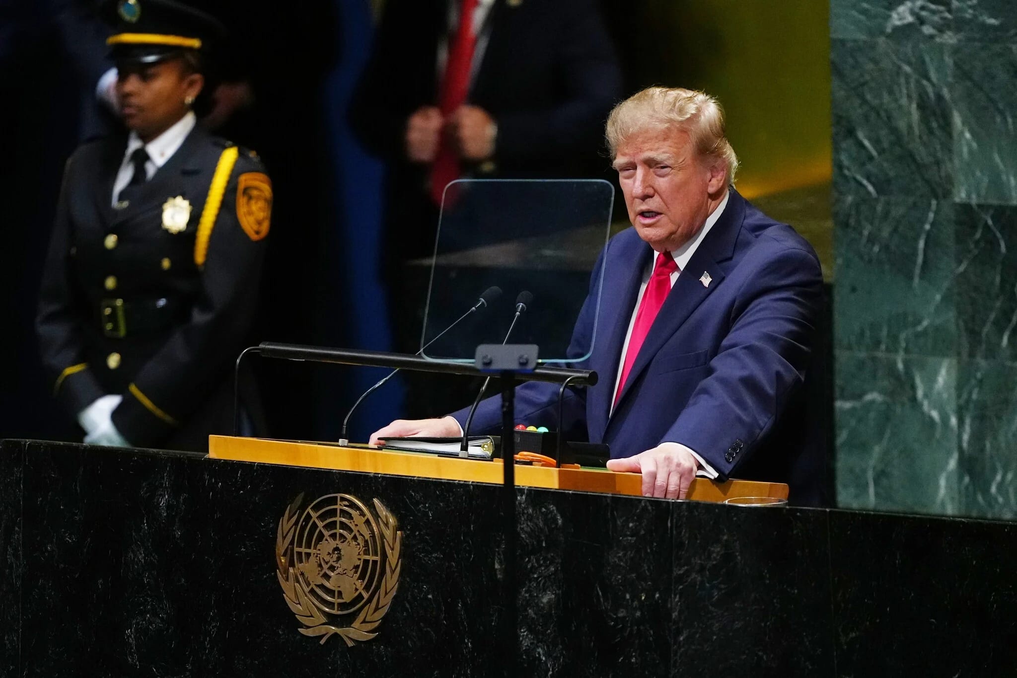 Trump tells UN he may sign deal with Iran after midterms, or ‘annihilate’ it instead