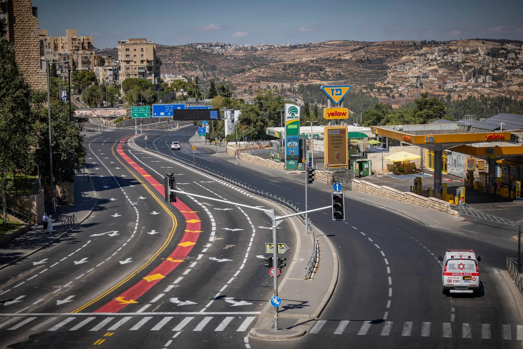 Emergency services: 2 killed in road accidents over Yom Kippur, 368 people treated for fast-related issues