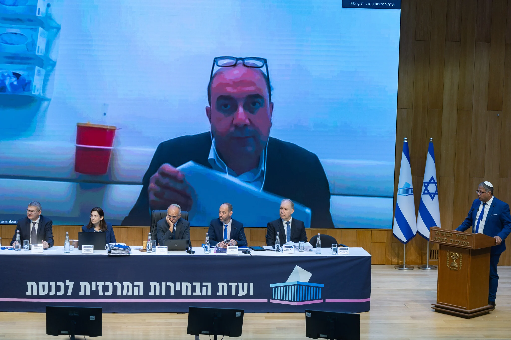 Election committee bars Ra’am party, Balad chair Abu Shehadeh from Oct. 27 vote
