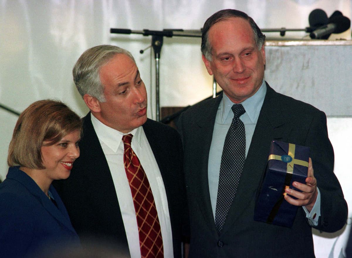 Former Netanyahu confidant Lauder breaks silence, warns against PM’s reelection