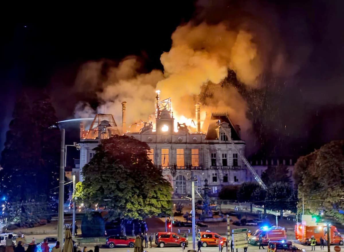 Mass protests in France spiral into worst riots in years; 1,200 arrested, 150 cops injured