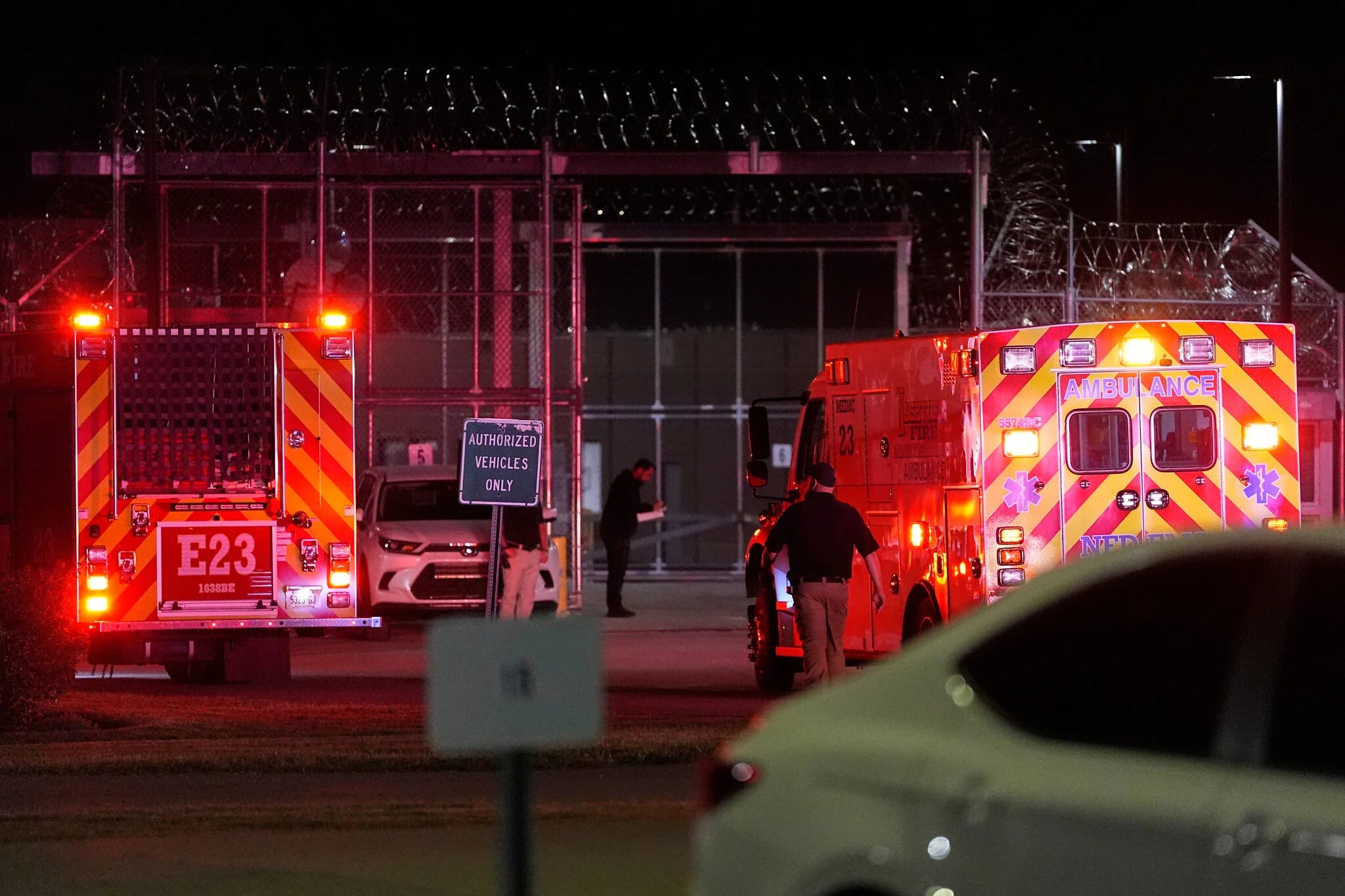 Tennessee botches first execution of woman in 200 years; inmate survives two lethal doses