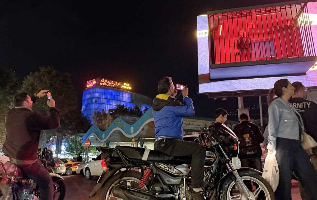 Iran puts ‘Trump’ behind bars in new Tehran propaganda installation