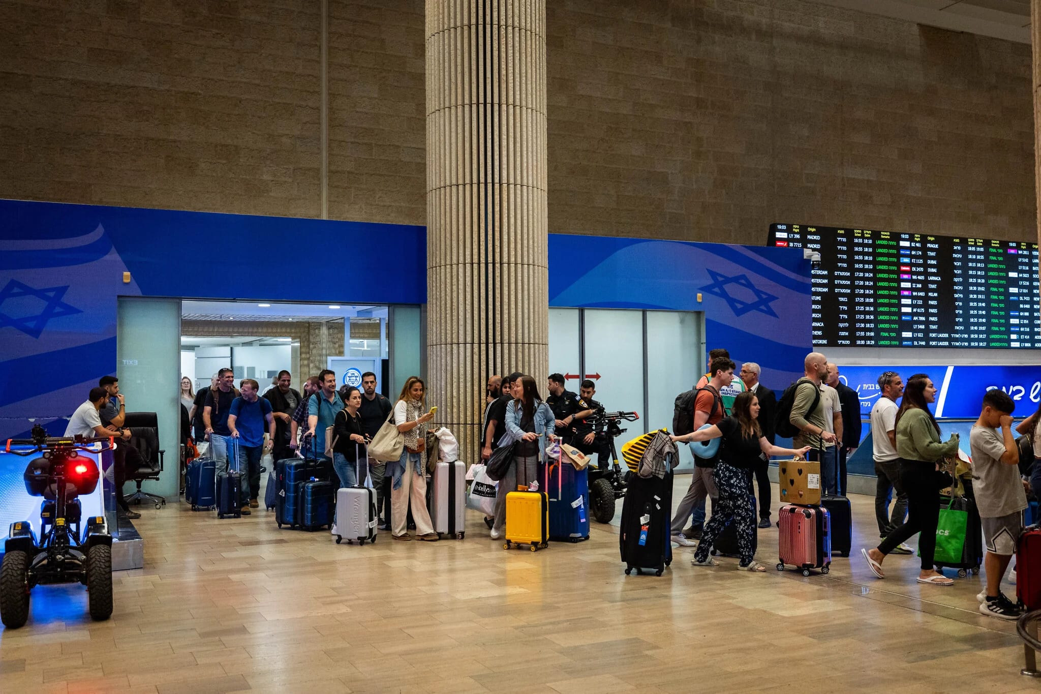 Likud inks compromise with Israeli expat voter effort; 53,000 said planning to fly in for election