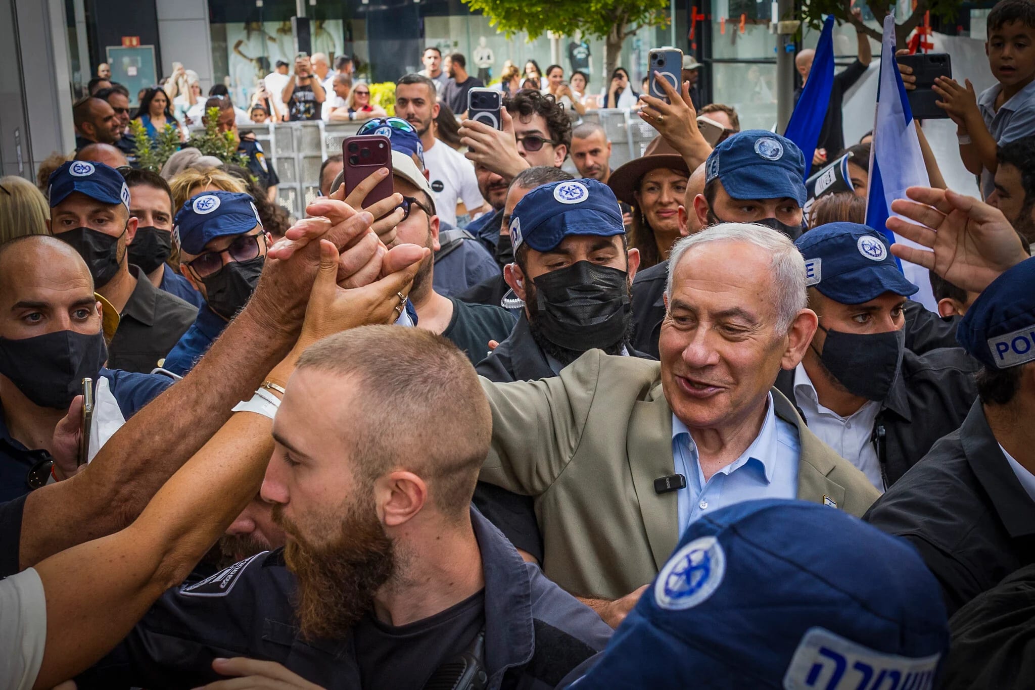 Election panel orders Netanyahu to remove videos that violate propaganda laws