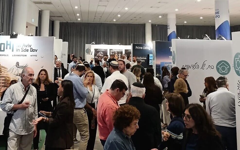 Planting roots: At Jerusalem fair, foreign buyers show strong interest in Israeli homes