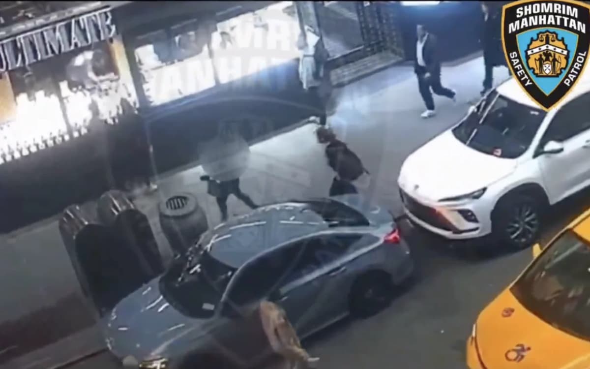 NYPD investigating suspected antisemitic stabbing