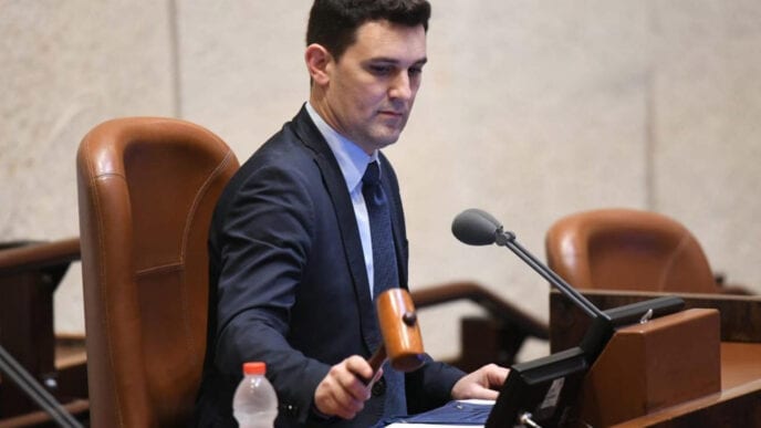 שר התקשורת לשעבר איתן גינזבורג מצטרף לרשימת "ביחד" של נפתלי בנט
