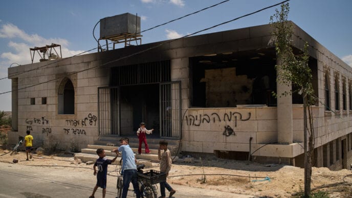 צה"ל: ישראלים השתלטו על בתי פלסטינים בכפרים קוסרה וג'אלוד, הוכרז שטח צבאי סגור