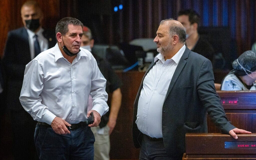 סקר זמן ישראל: רוב מצביעי האופוזיציה תומכים בשילוב רע"ם עם סגלוביץ בממשלה