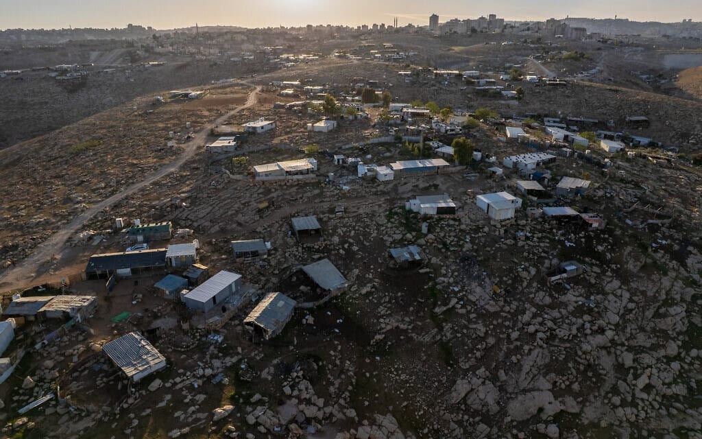 ניסיונות הצתה, דריסות ואיומים: אלימות המתנחלים נגד קהילות הג'האלין מסלימה