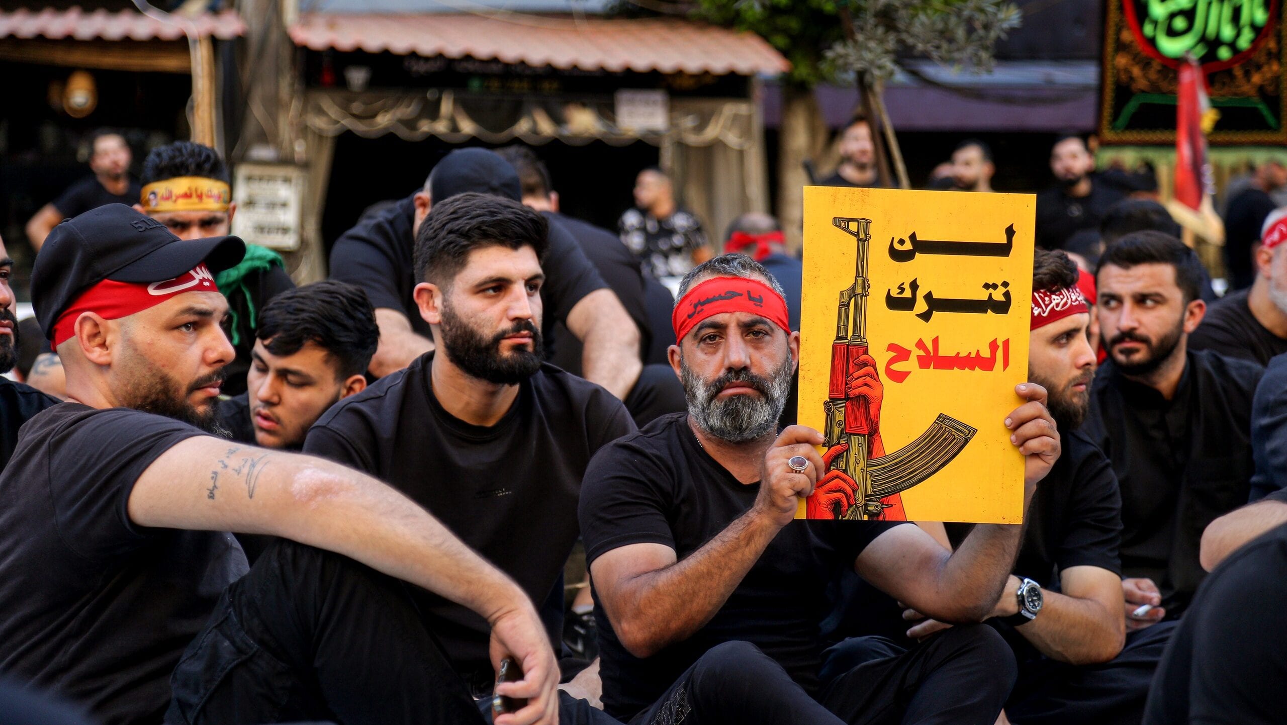 Poll: 66% of Lebanese Shiites Back Hezbollah Disarmament, 63.3% Support Israel Talks