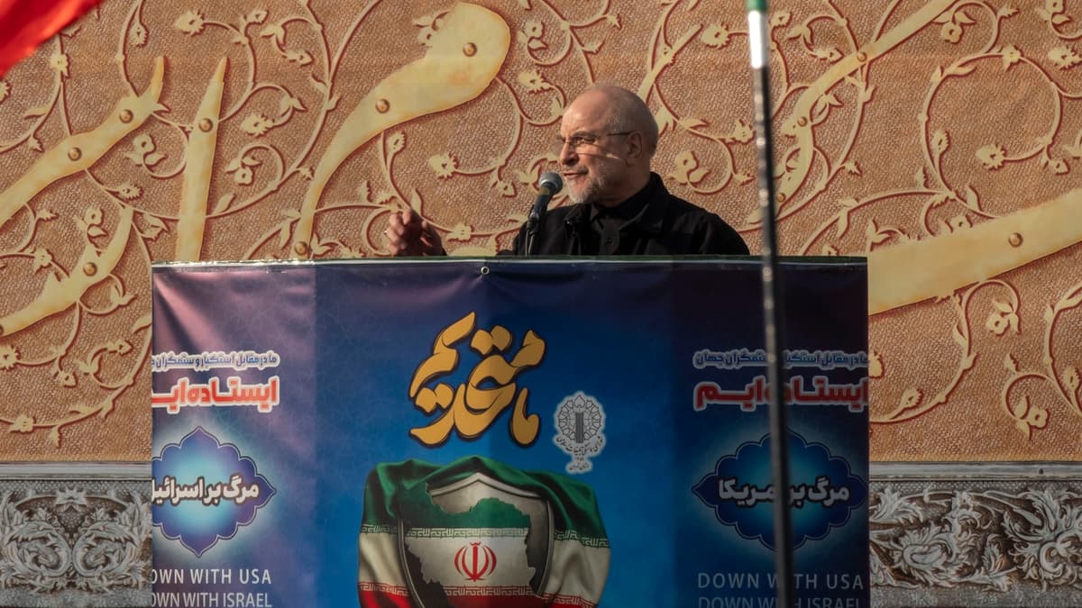 Iran Threatens Gulf Technology Firms, Announces Plans for Data Authority