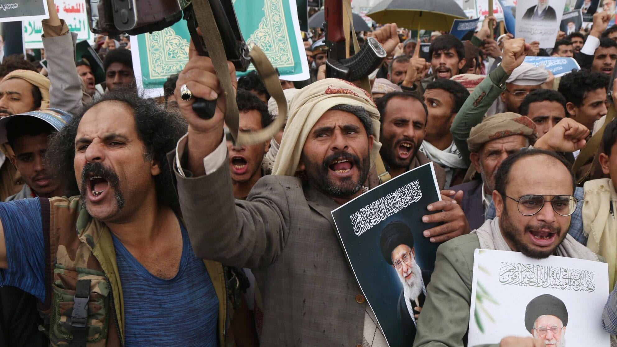 At Least 200 Houthis Killed as Group Deploys Reinforcements, Recruits Prisoners