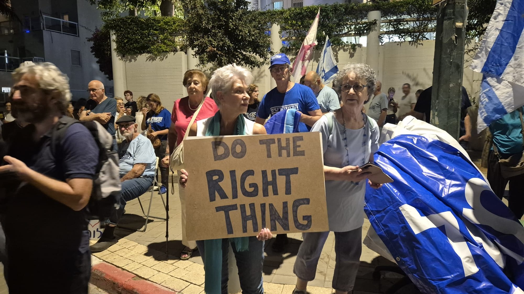 Israeli Opposition Leaders Sign ‘Repair and Hope’ Pact as Election Campaign Enters Final Month