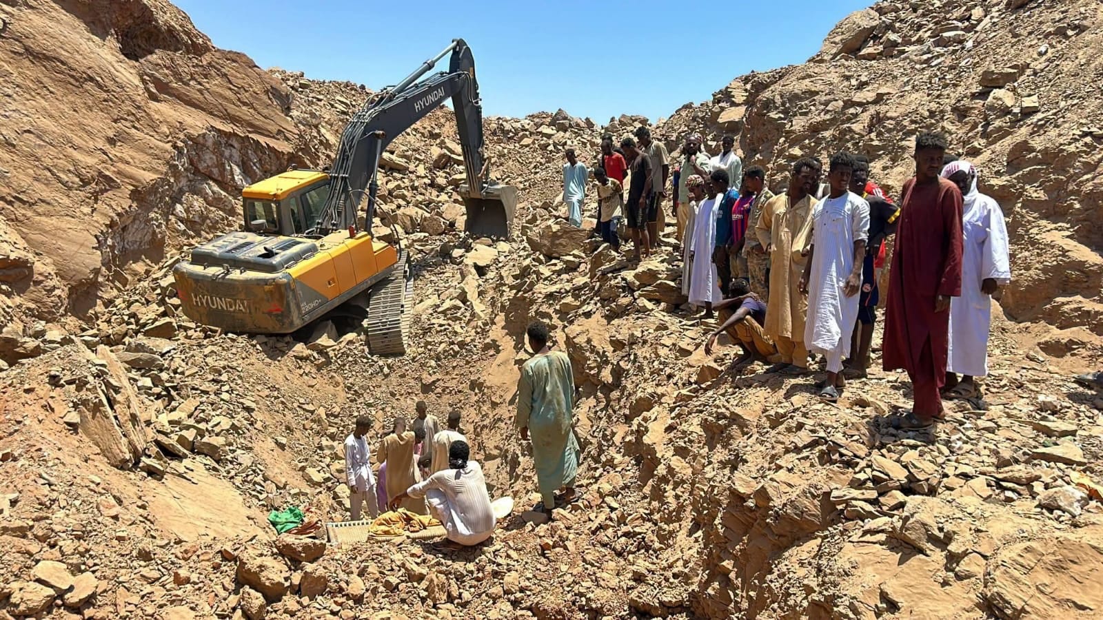 Sudan Gold Mine Collapse Kills 82, Many Still Missing as Rescuers Lack Equipment