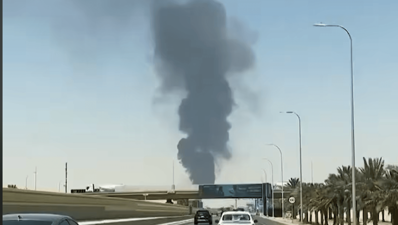 Houthis Claim Missile, Drone Attacks on Riyadh, Aramco Facility in Yanbu