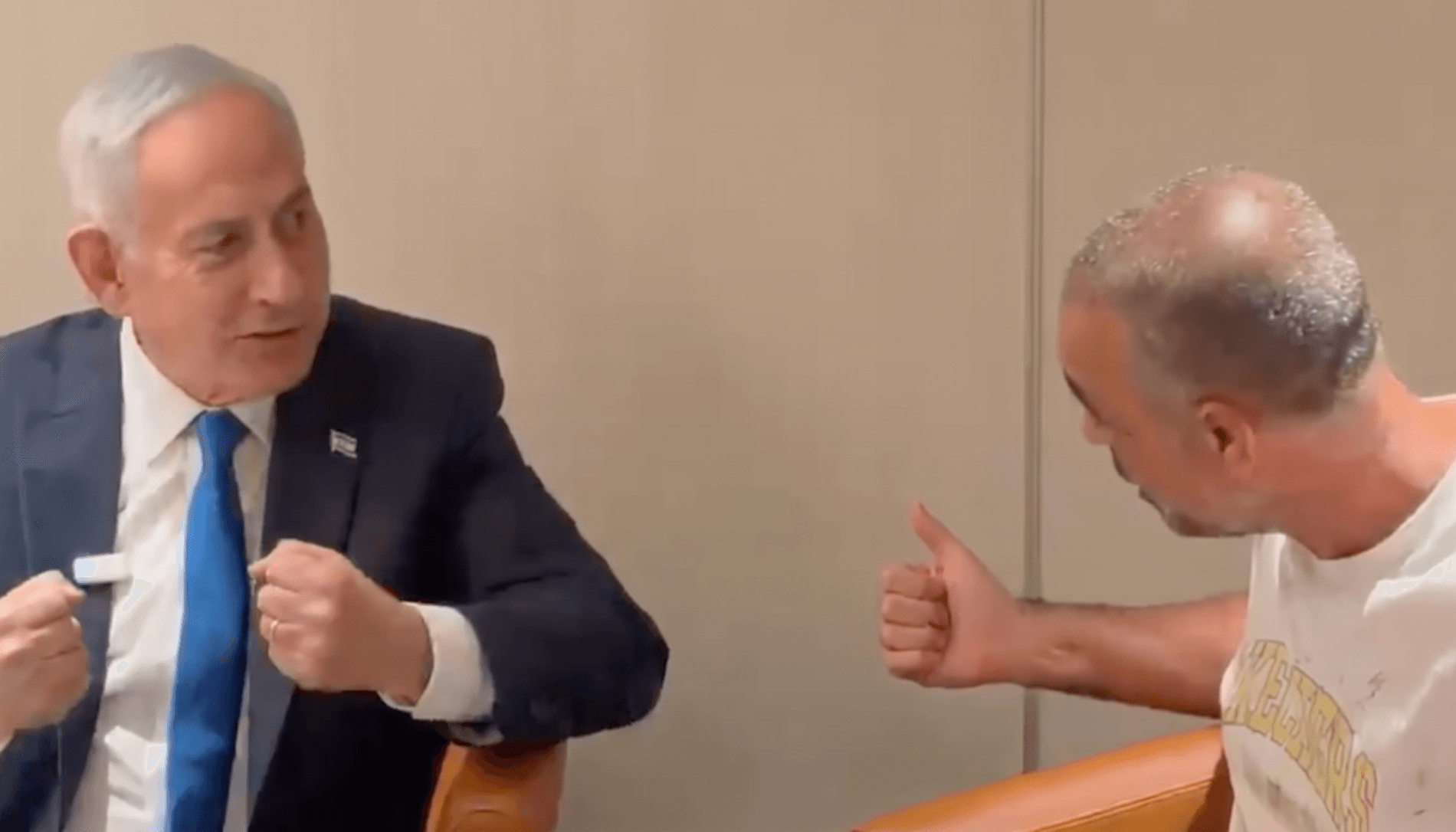 Netanyahu Meets Passengers Who Overpowered Co-Pilot, Stopped FlyDubai Plane From Crashing