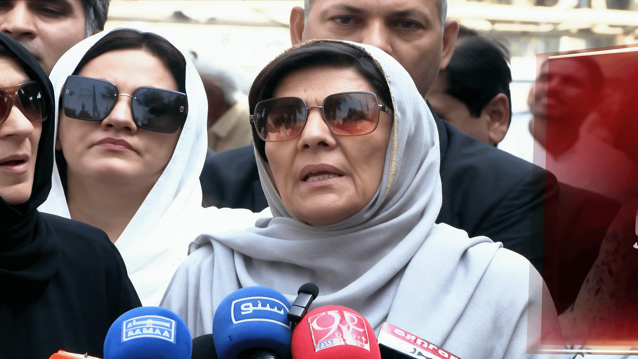 Imran Khan’s Sister Detained as Pakistan Tightens Security Ahead of PTI’s Islamabad March