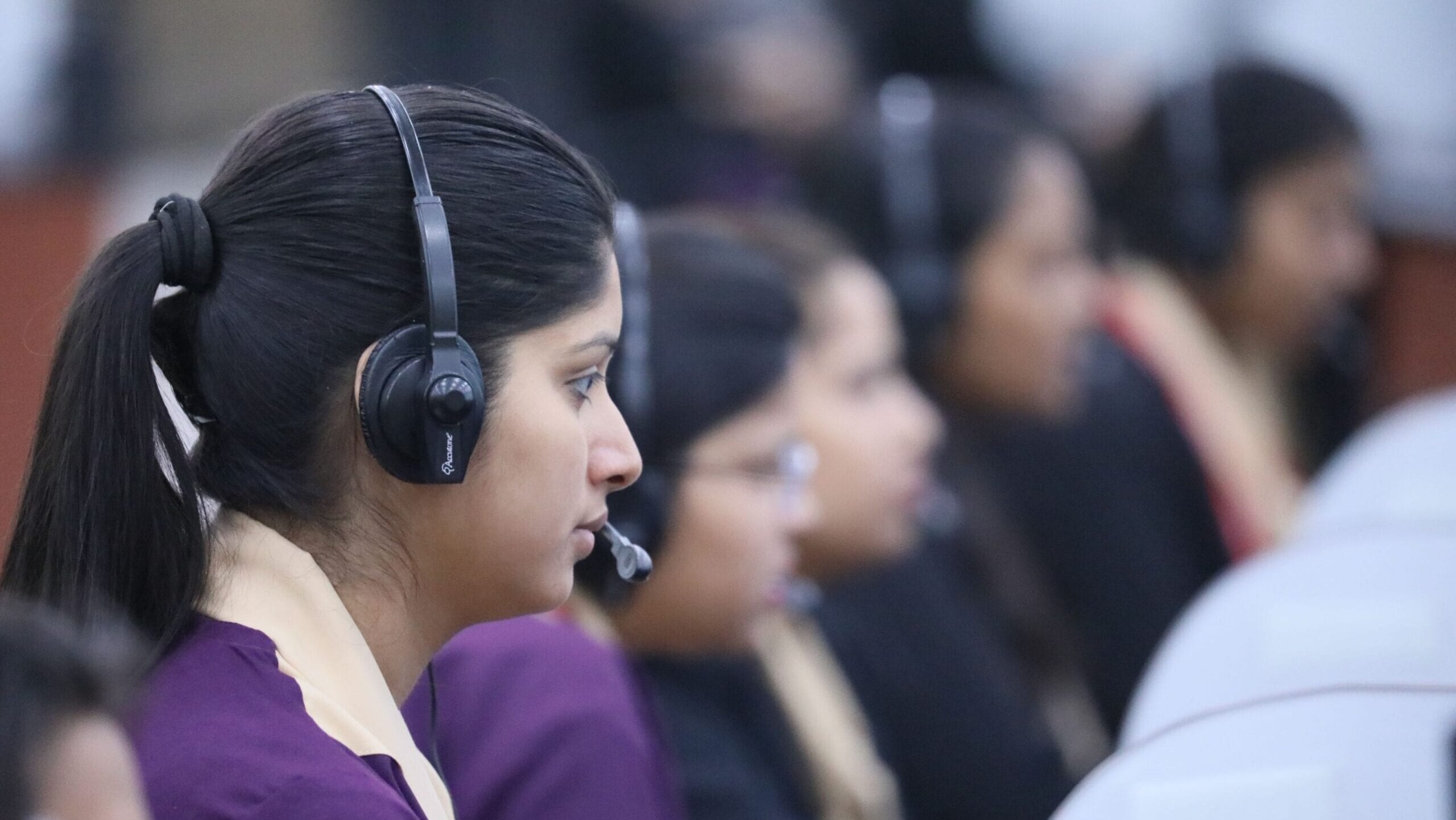 Chinese Nationals Among 212 Arrested as Pakistan Cracks Down on Global Call Center Fraud