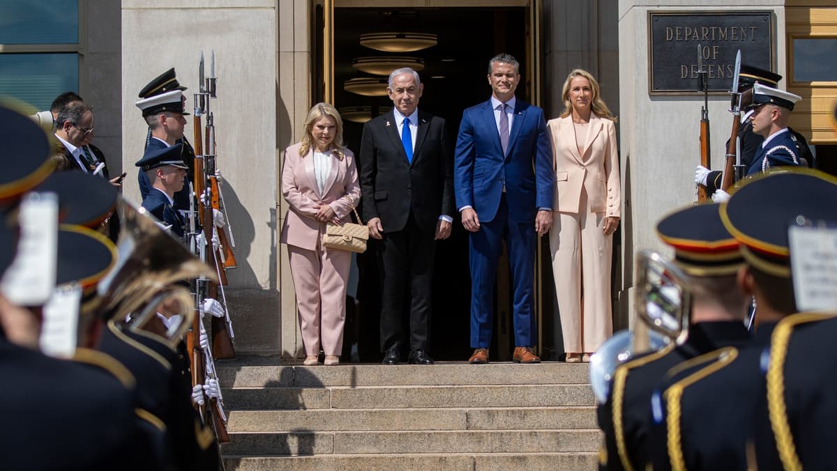 Hegseth Meets Netanyahu in Unannounced Israel Visit as Iran Tensions Rise
